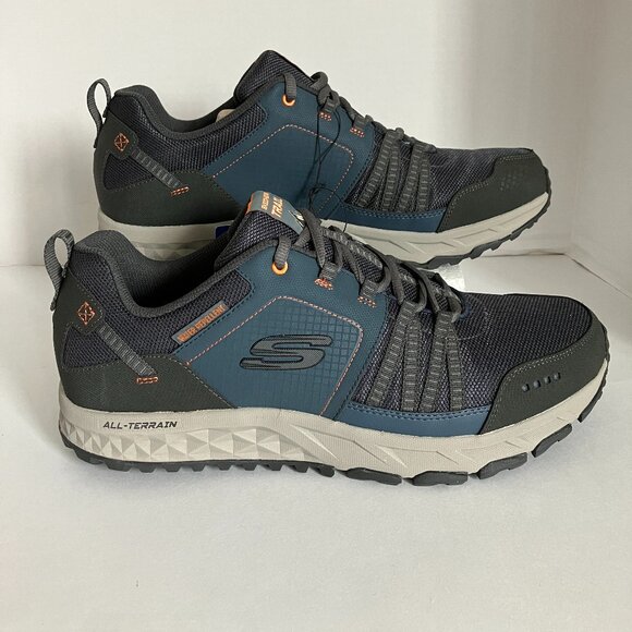 NWT Skechers Men All Terrain Water Repellent Shoes 13 Air Cooled Memory Foam - Picture 1 of 8